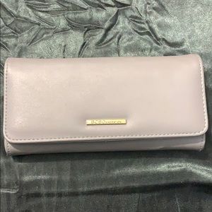BCBG WALLET